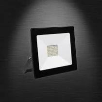 LED reflektor 20W 1100lumen 6000K IP65 fekete